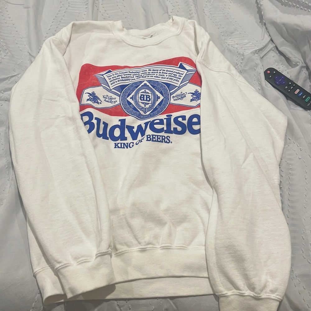 Women’s beer crewneck